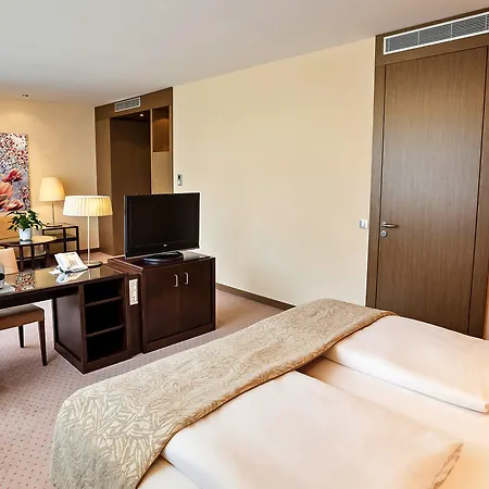 Hotel Austria Trend Savoyen 4*