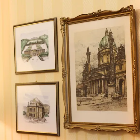 Opera Hotel Viena