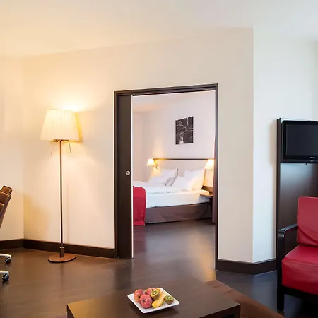 Nh Hotel 4*