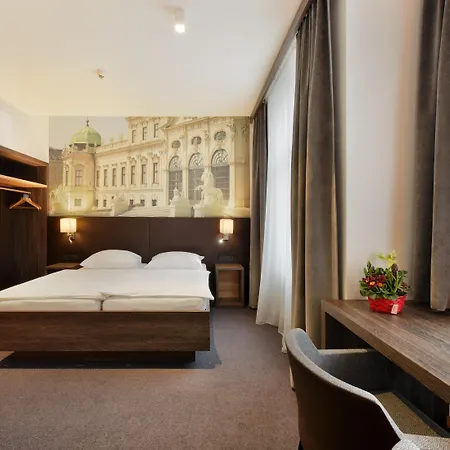 Lucia 3* Viena