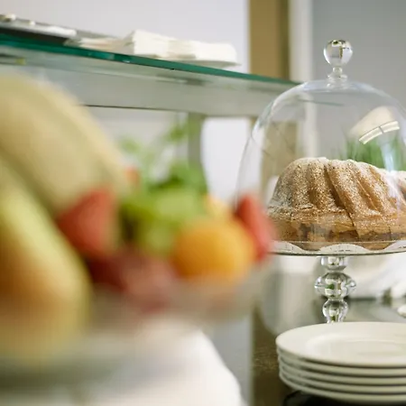 Hotel By Ihg