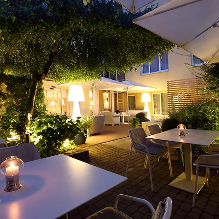 By Ihg Hotel Viena