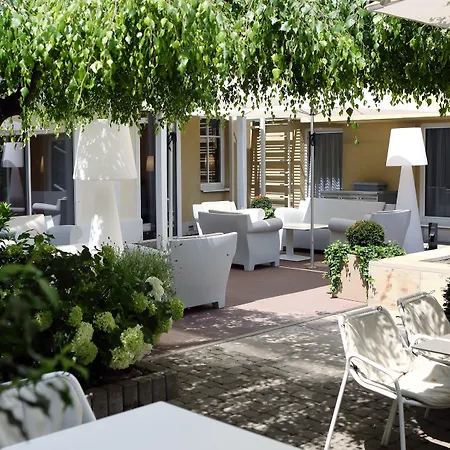 Hotel By Ihg Viena