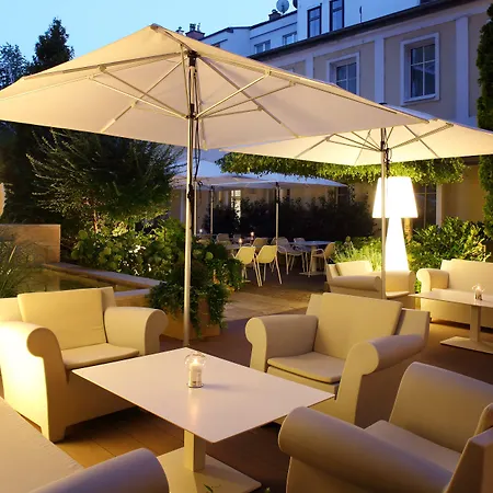 Hotel By Ihg Viena