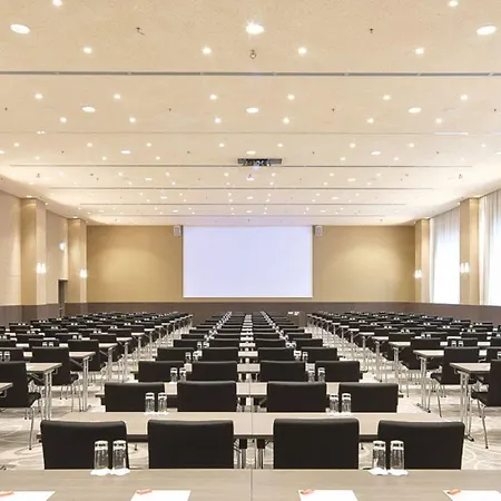Hotel Doubletree By Hilton Schonbrunn Viena