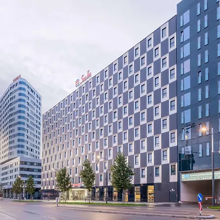 Leonardo Hauptbahnhof 4*
