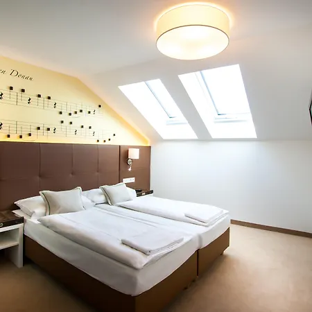 Hotel Boutique Donauwalzer 3*