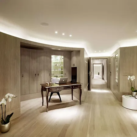 Sans Souci Hotel 5*