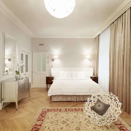 Hotel Sans Souci