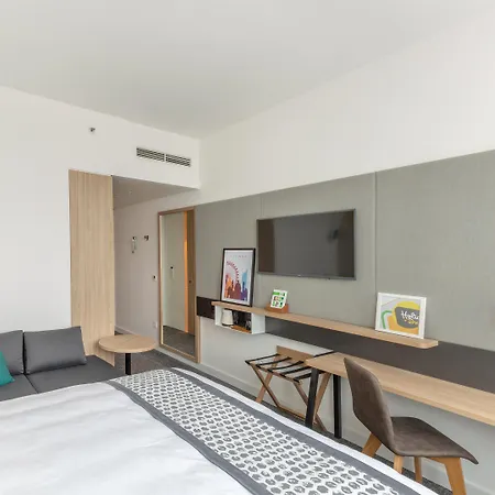 Hotel Clarion South