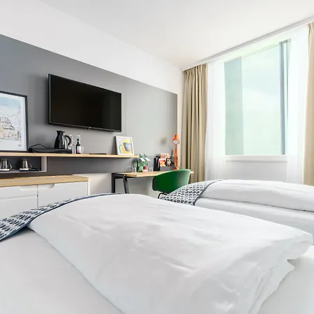Hotel Clarion South 4*
