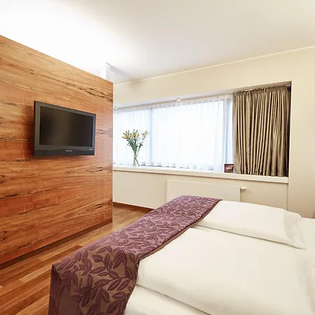 Hotel Pakat