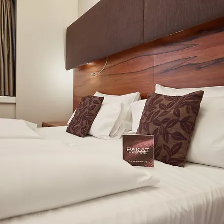 Pakat Hotel 4*
