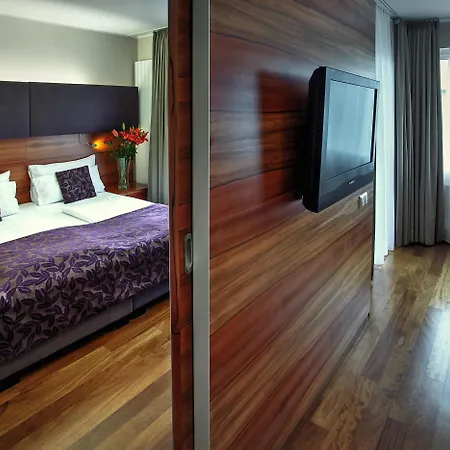 Pakat Hotel Vienna
