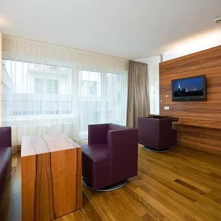 Hotel Pakat 4*