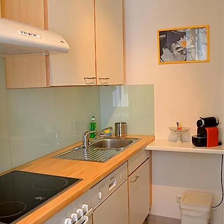 Philadelphia Apartment *