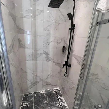 Aparthotel Urban Serviced