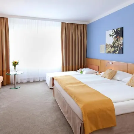 Henriette Stadthotel 4*