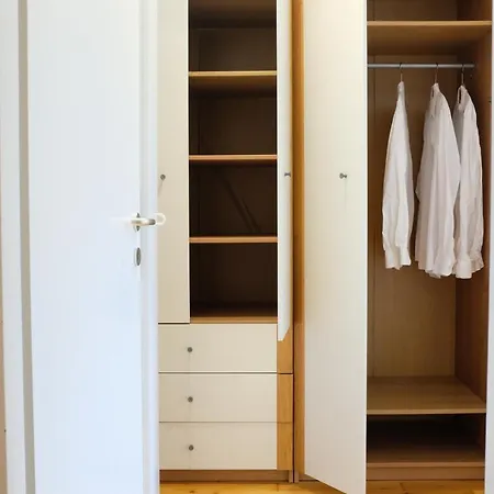Town House Near Metro & Center * Vienna