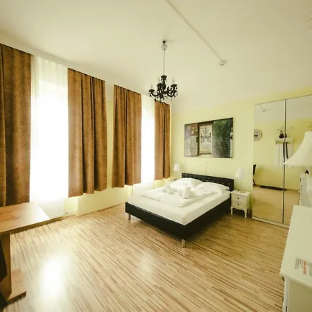 Hotel California Vienna