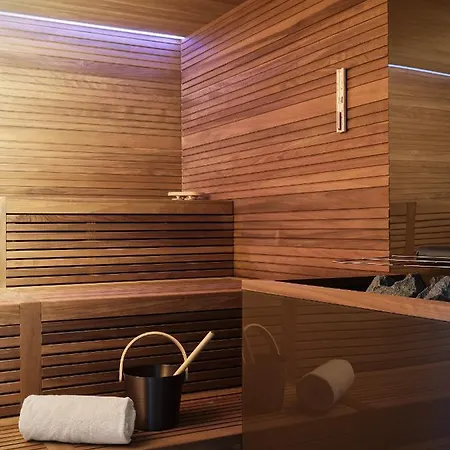 Hotel Rosewood 5*