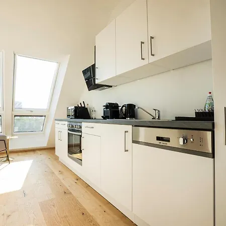 Orestaliving - Penthouse With Designer Renovation Wien