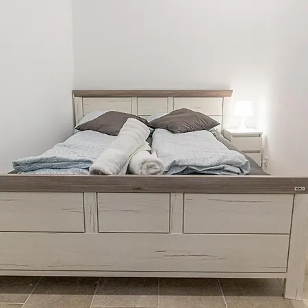 Apartment 9 Min From Center - Beautiful Near U1 Reumannplatz *