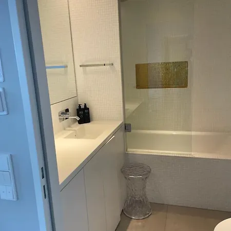 Key Residences * Viena