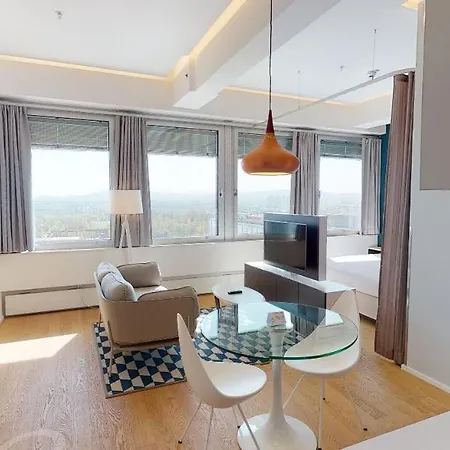 Key Residences * Viena