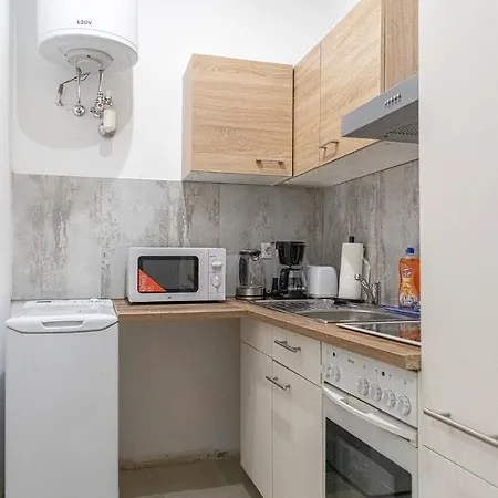 9 Min From Center - Beautiful Near U1 Reumannplatz * Vienna