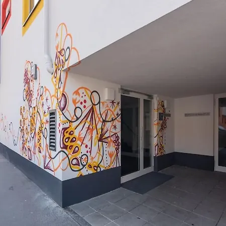 Apartment Neu Und Hell In Zentraler Ruhelage Mit Parkplatz *