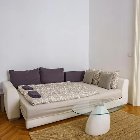 Naschmarkt Apartment