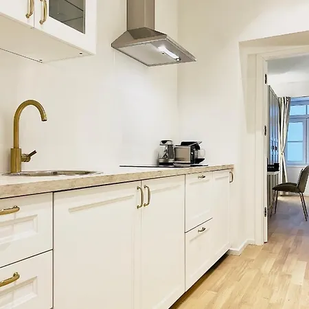 Apartment Modern Style City *