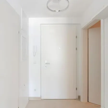 Neu Und Hell In Zentraler Ruhelage Mit Parkplatz Apartment