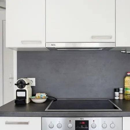 Apartment Neu Und Hell In Zentraler Ruhelage Mit Parkplatz *