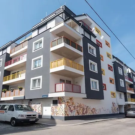 Neu Und Hell In Zentraler Ruhelage Mit Parkplatz Apartment Vienna