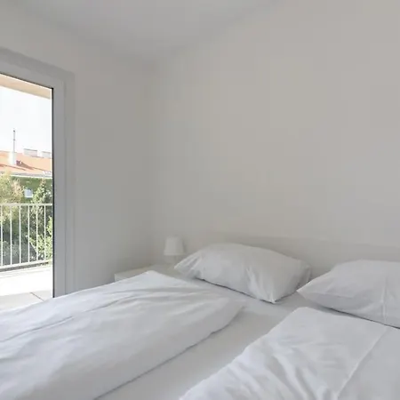 Neu Und Hell In Zentraler Ruhelage Mit Parkplatz Apartment Vienna