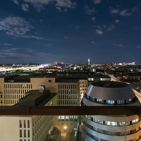 Hoch Hinaus, Neu Und Stilvoll Mit Pool Am Dach Apartment Wien