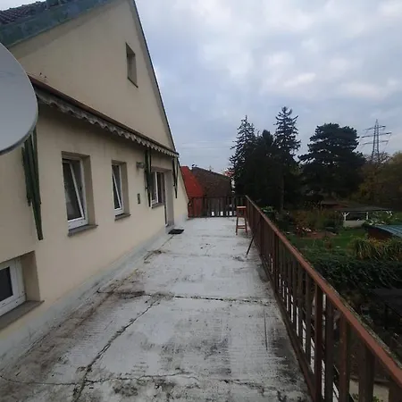 Breathtaking Near Danube River /w Garden And Parking Villa Vienna