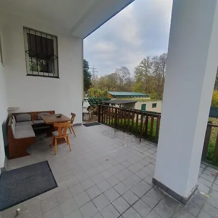 Villa Breathtaking Near Danube River /w Garden And Parking