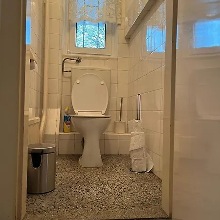 Breathtaking Near Danube River /w Garden And Parking *