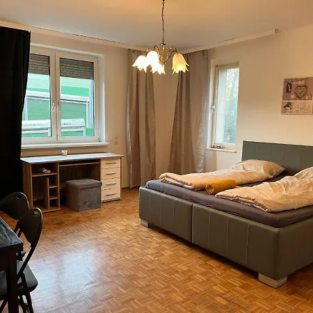 Villa Breathtaking Near Danube River /w Garden And Parking