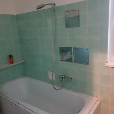 Villa Breathtaking Near Danube River /w Garden And Parking Vienna