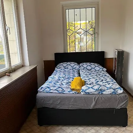 Breathtaking Near Danube River /w Garden And Parking Villa
