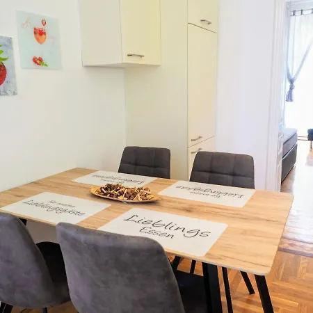 Apartmán Schoenbrunn - Contactless 24h Check-in *