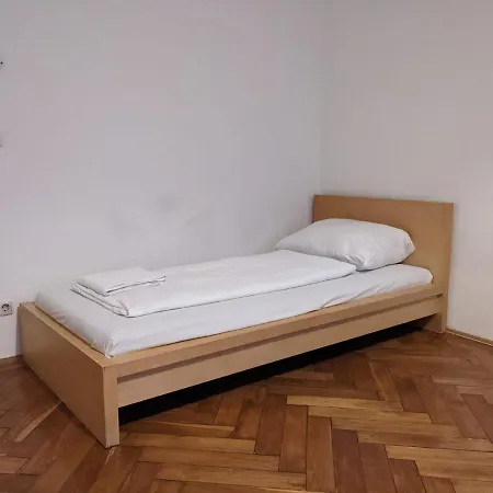 Hostel Rooms City Residence