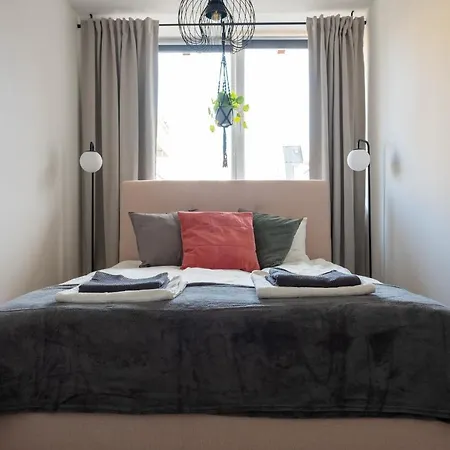 Apartment Experience *