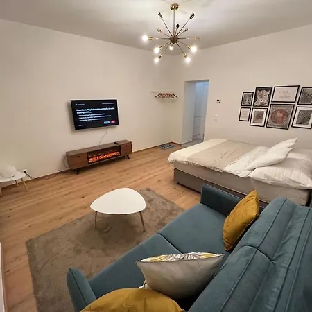 Near Hauptbahnhof - Kingsize Bed Vienna