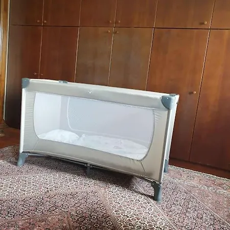 Homestay Town House Near Metro & Center *