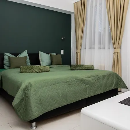 Vladys Apartment *